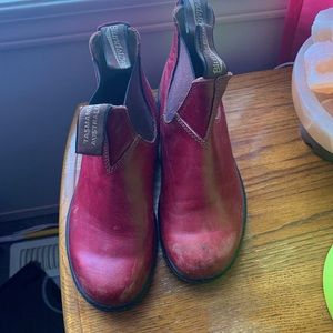 Rarely worn, size 4 1/2 womens 7